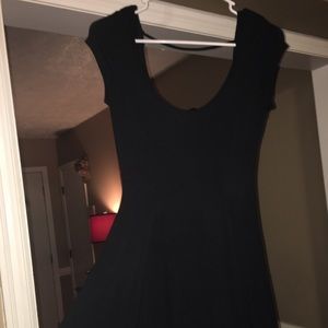 Black short sleeve dress